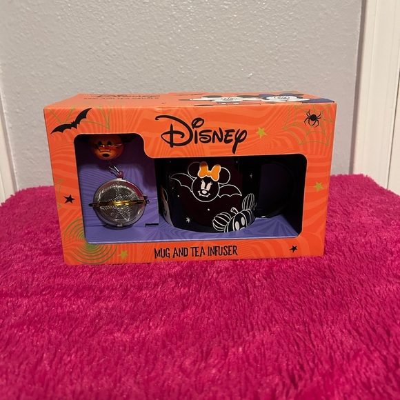 Disney Orange and Black Mug with Tea Infuser - Picture 1 of 2